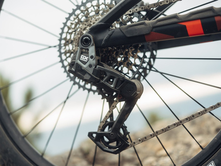 MONDRAKER Crafty Carbon RR earth red/black/flame red